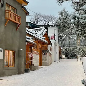 Holiday home Hwadong 1beonji, Seoul