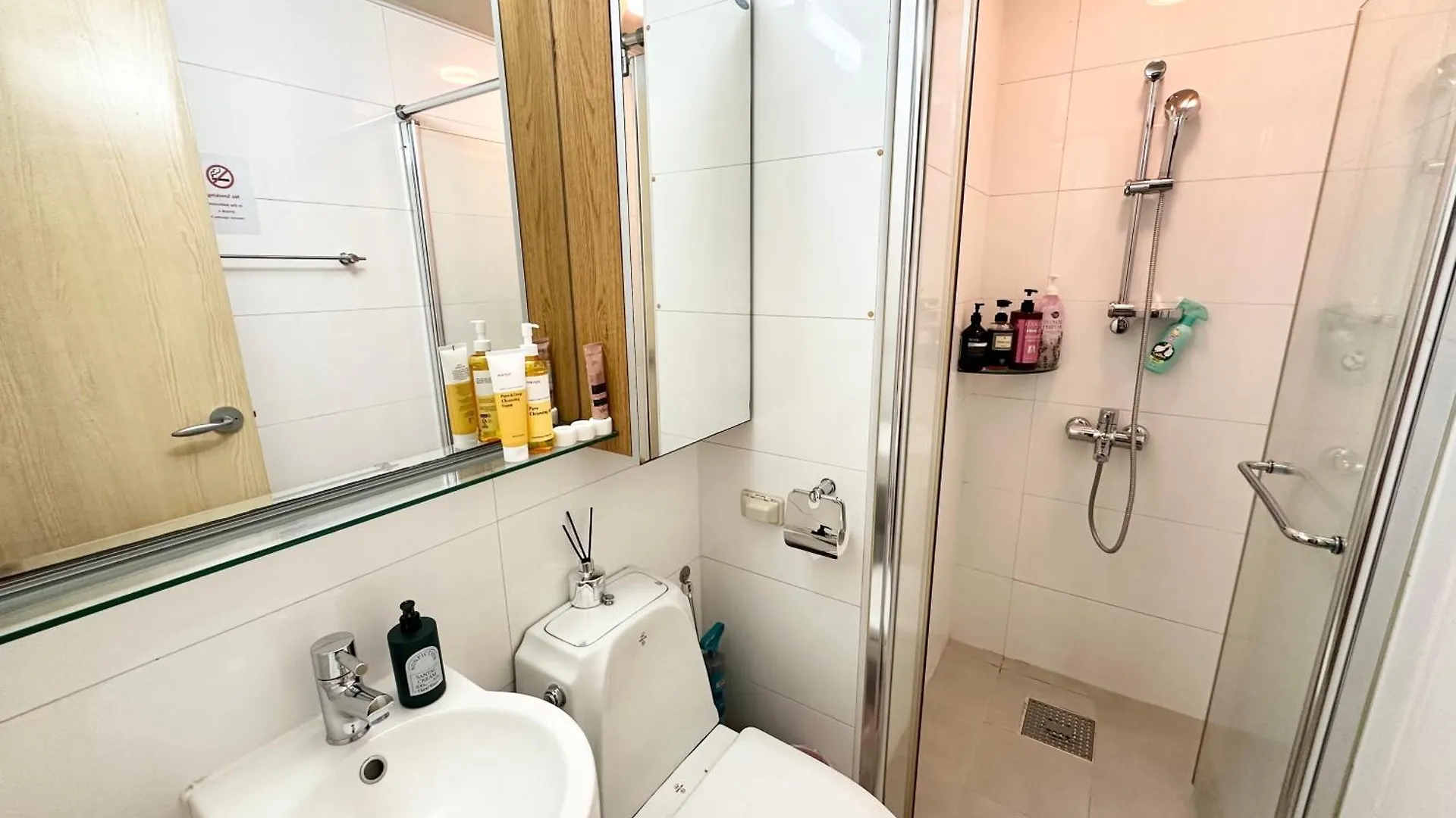#Gangnam Station Apartment Seoul