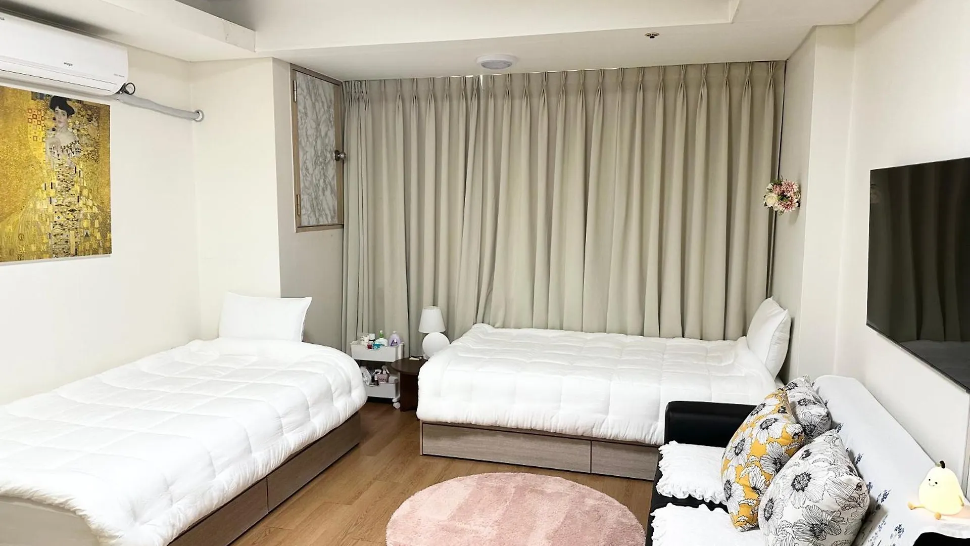 #Gangnam Station Apartment Seoul South Korea