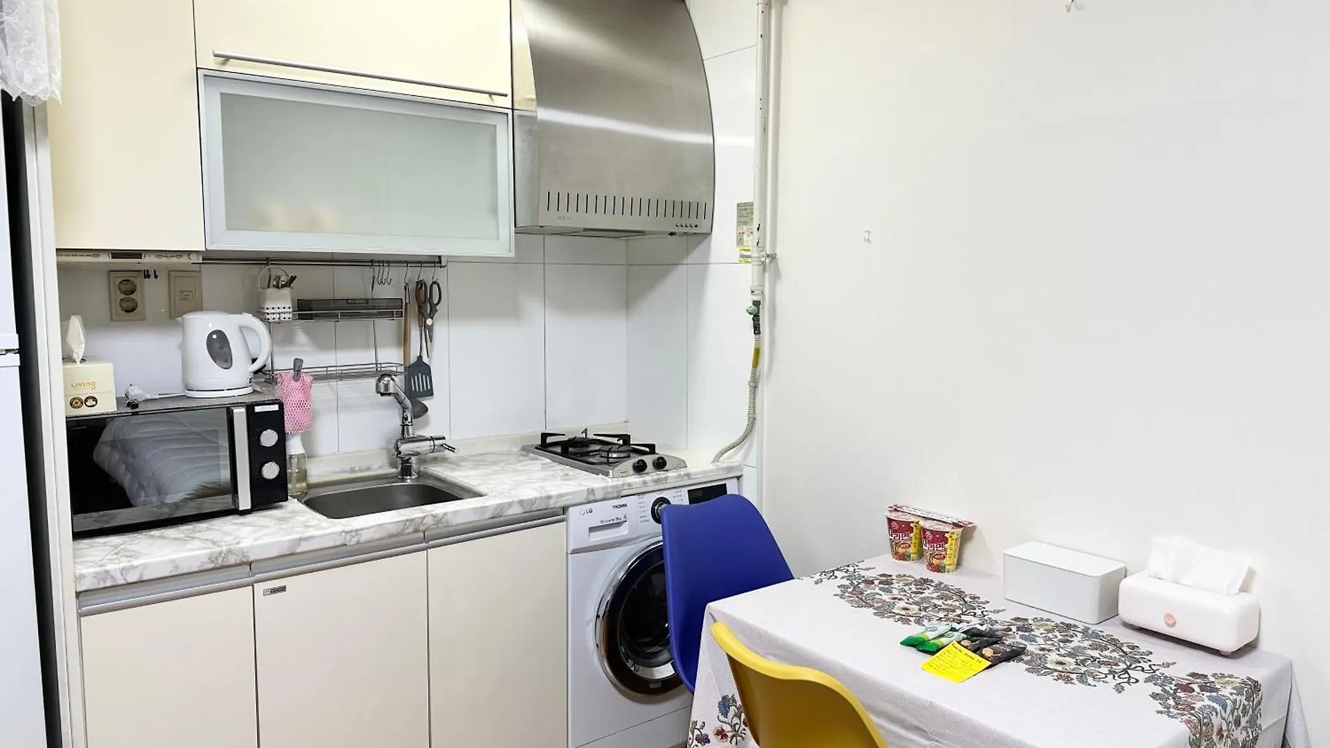 #Gangnam Station Apartment Seoul South Korea